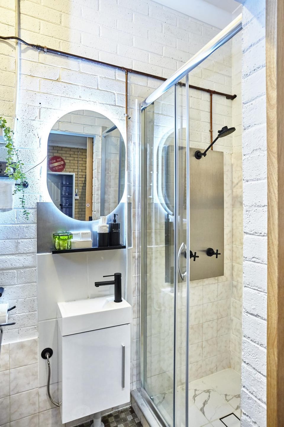 Shower, Bathroom, Photo of the whole room, hair dryier, towels, towels