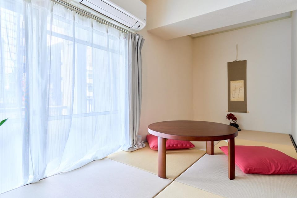 Living room, Photo of the whole room, Seating area