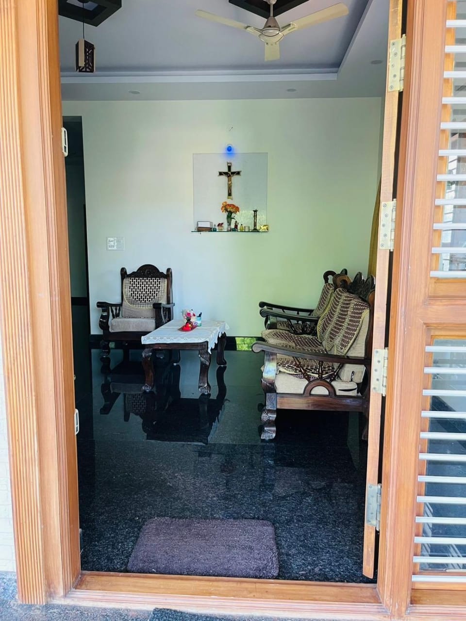 Facade/entrance, Living room