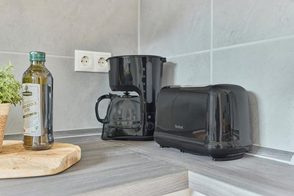 Coffee/tea facilities, Kitchen or kitchenette