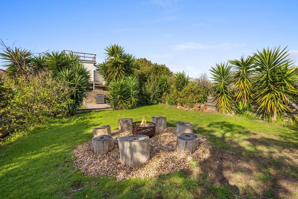 Natural landscape, Garden, Garden view