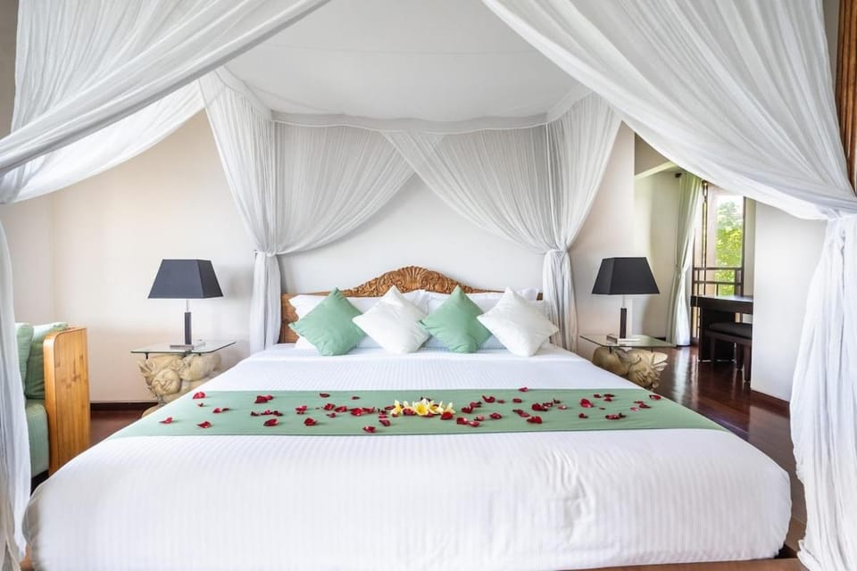 Luxury Villa with Butler Service and Spa Villa in Bali