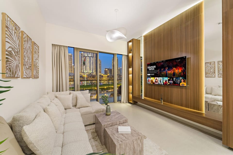 TV and multimedia, Living room, Evening entertainment, air conditioner