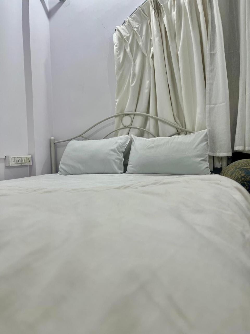 Friends and Family Group Villa- Borivali West Villa in Mumbai