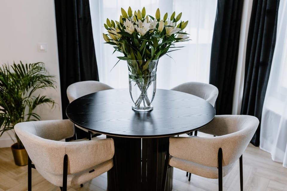 Apartamenty ARTE - Reduta 172-2 - 2 sypialnie - garaż faktura VAT Apartment in Masovian Voivodeship