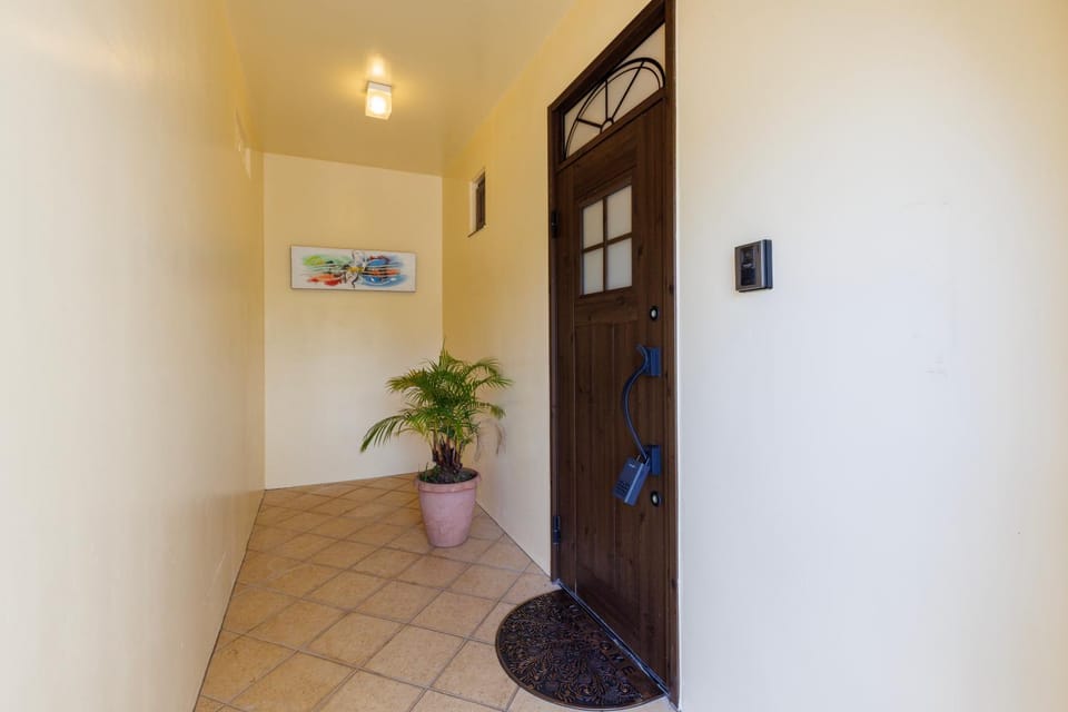 最大12名 広々庭付き ビーチ近く BBQ可 満天の星を楽しむ宿 やどかりハウス Yadokari House House in Okinawa Prefecture