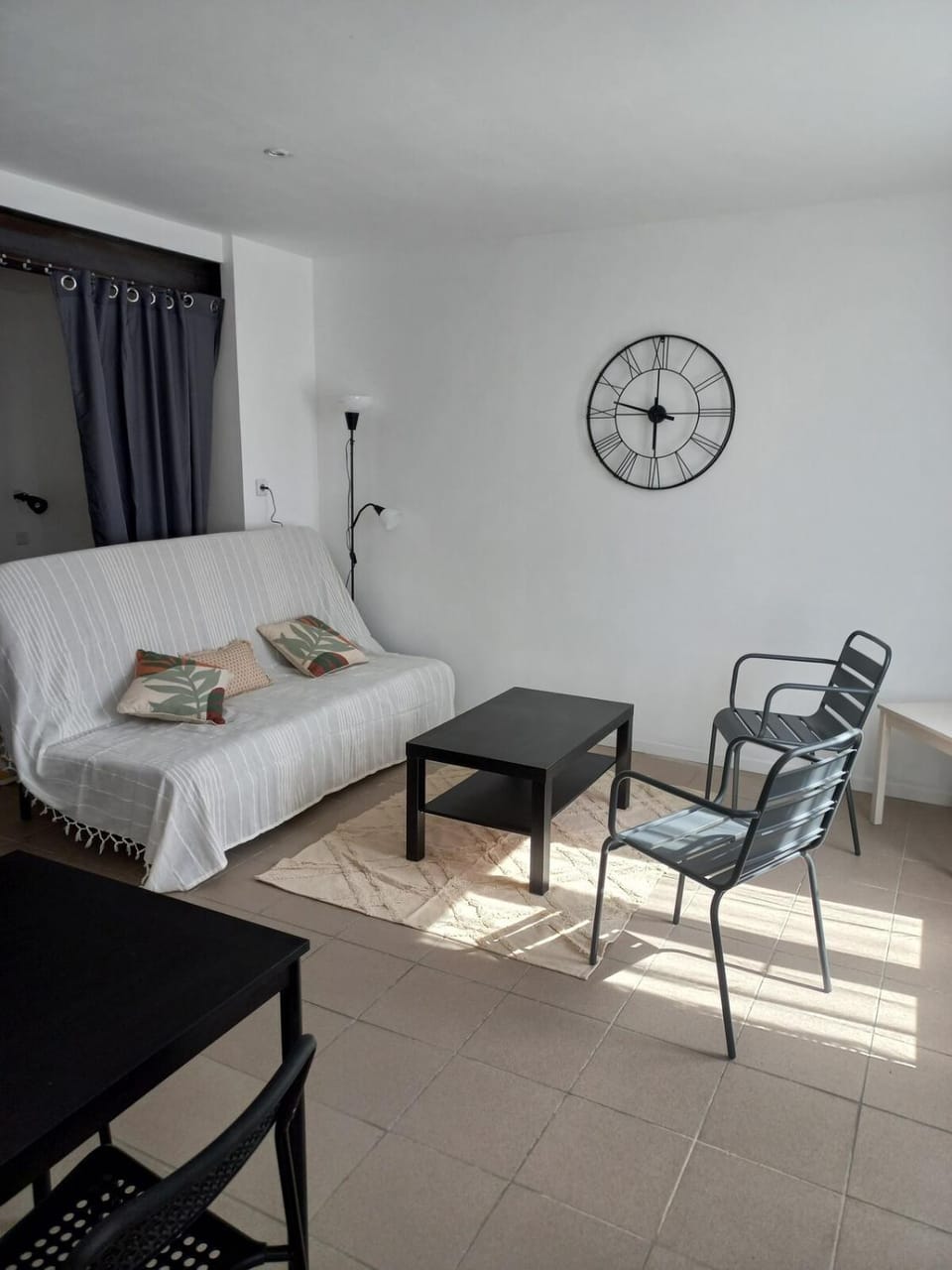 Large studio near medieval city Apartment in Carcassonne