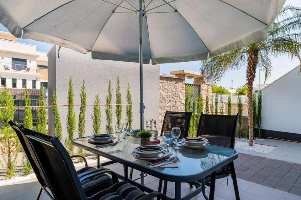 La Zenia Holiday Suite Apartment in Vega Baja del Segura