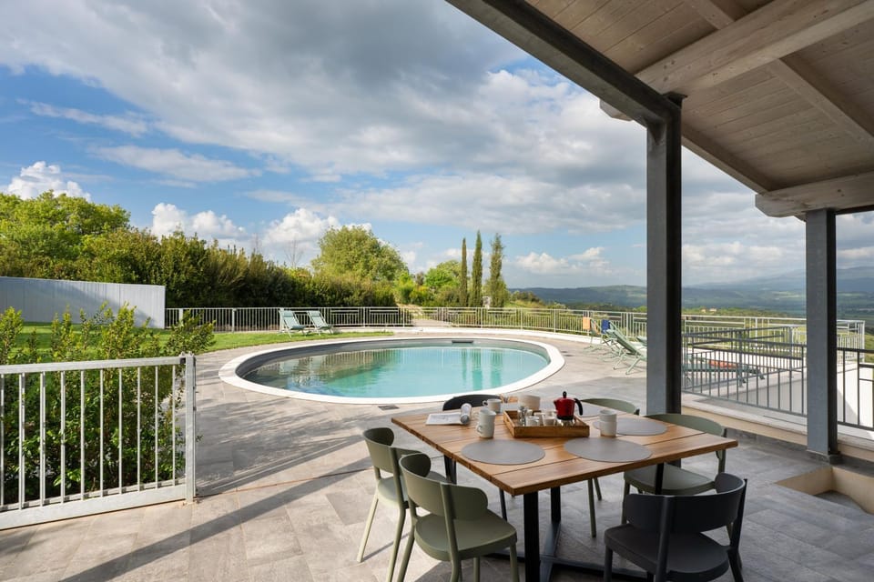 Patio, Natural landscape, View (from property/room), Dining area, Pool view, Swimming pool, sunbed
