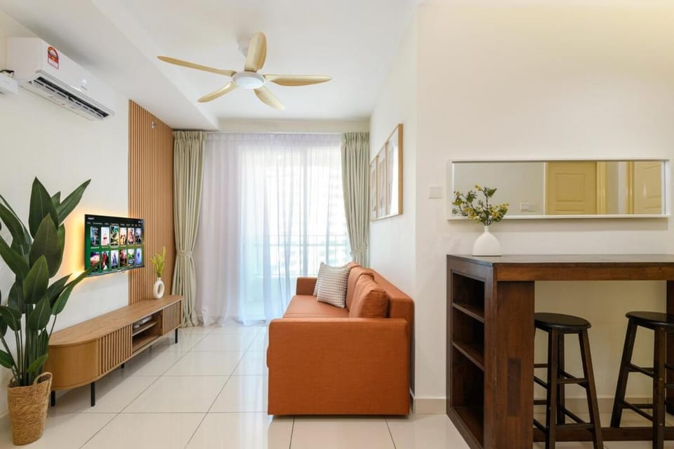 2R2B Lovely Home 1-8pax Gurney Mansion One Apartment in George Town