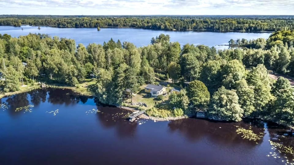 Ferienhaus Valle-Sjötomt Borshult House in Sweden