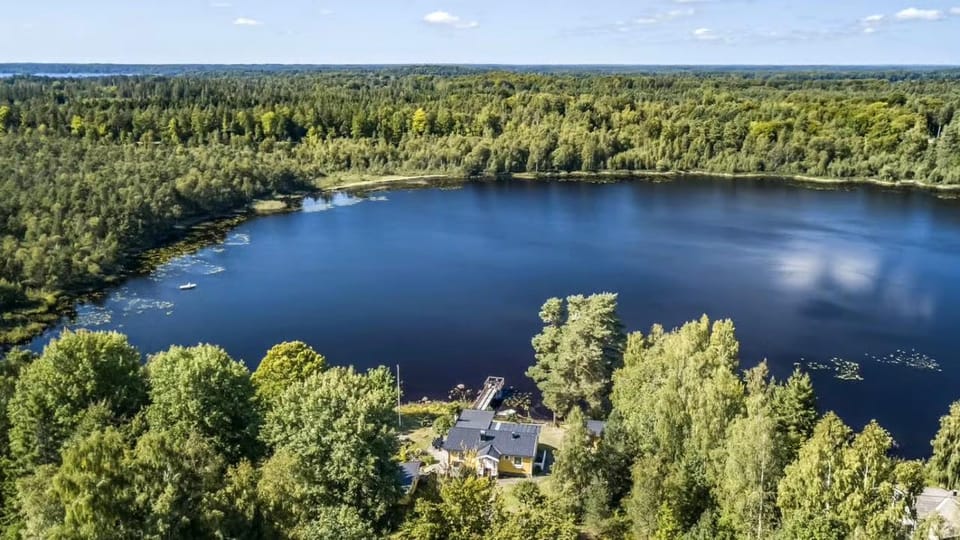 Ferienhaus Valle-Sjötomt Borshult House in Sweden