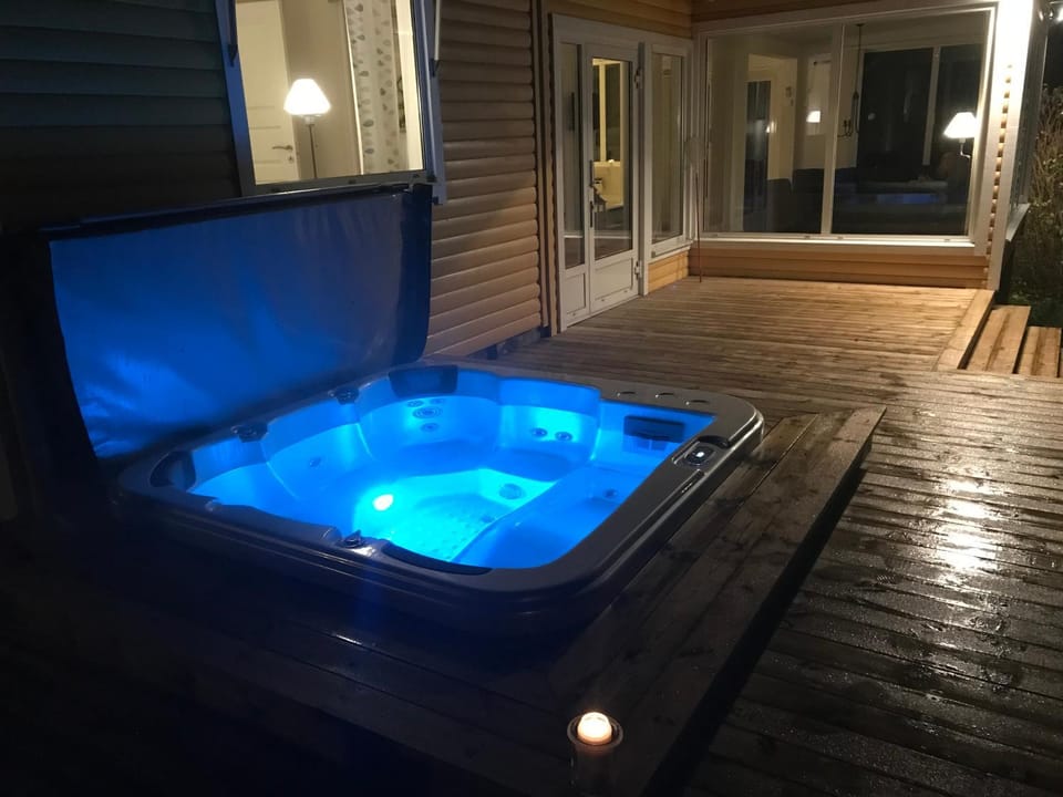 Hot Tub