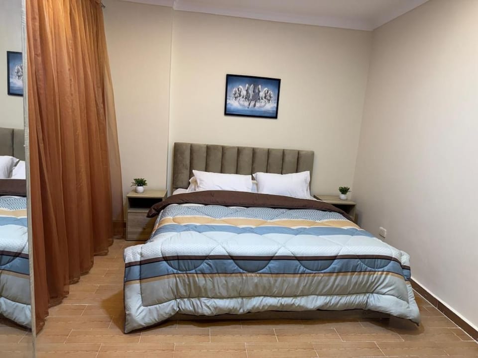 Chic Modern Apartment - New Cairo Apartment in New Cairo City