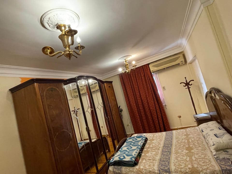 Adam McDonald's Abbas Al Akkad View Garden Apartment in Cairo Governorate