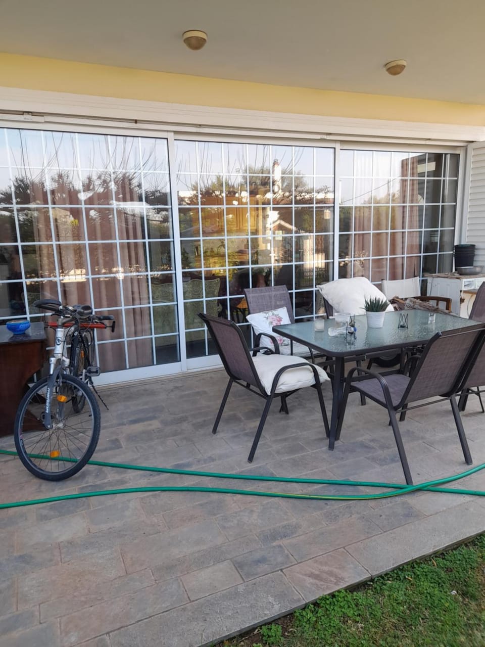 Cozy Christina Apartment in East Attica Regional Unit, Greece