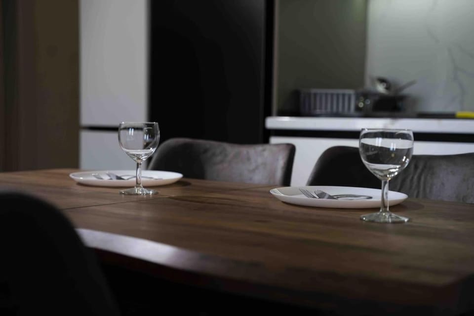Tirana Hideaways, Free Parking & Breathtaking View Apartment in Tirana