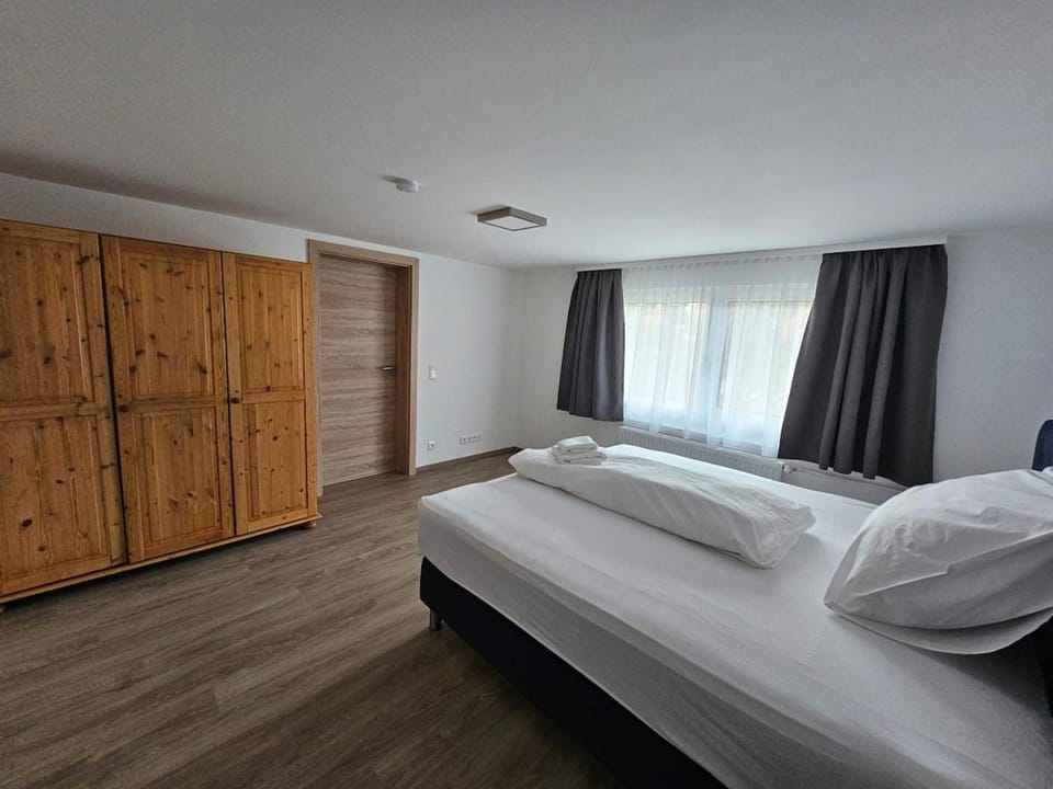 Cozy, new FEWO with 4 beds close to lifts Apartment in Salzburgerland