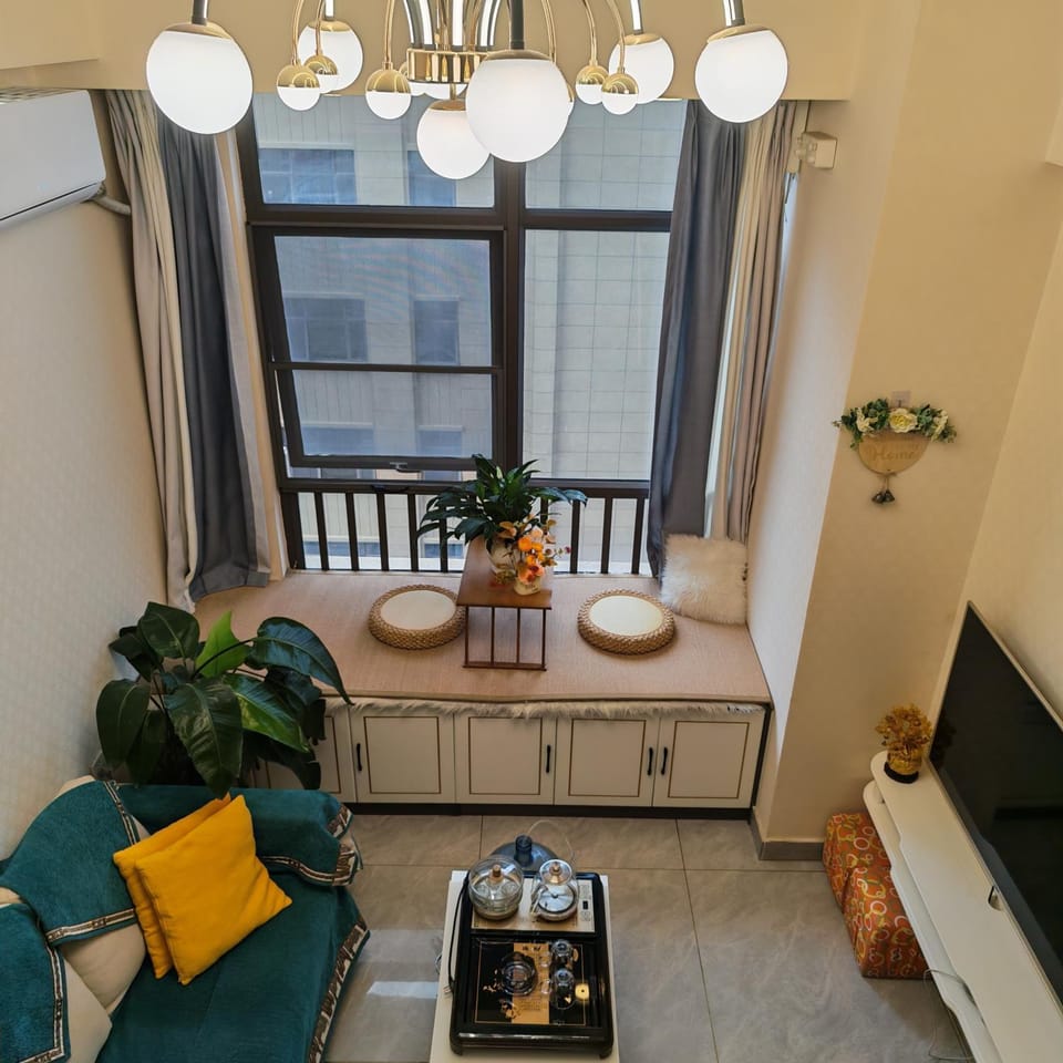 Communal lounge/ TV room, Living room