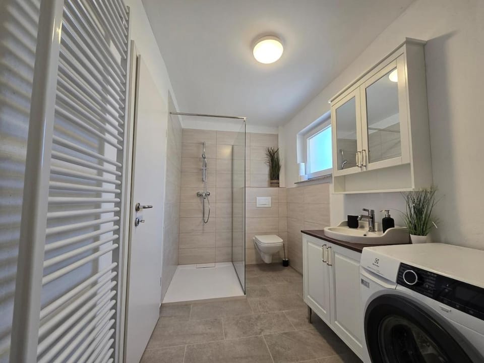 Apartment Barje II, bright&sunny, private parking Apartment in Ljubljana
