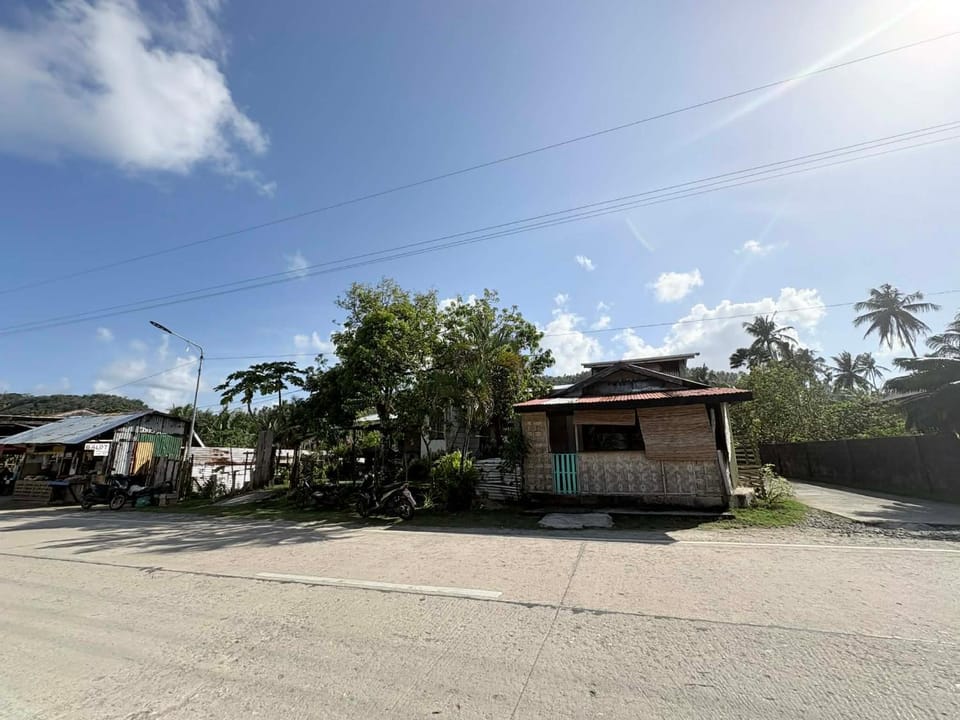 Island - Escape Homestay Apartment in Siargao Island