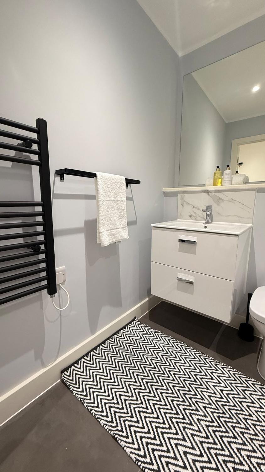 Superb Apt at the Marina Apartment in Portishead