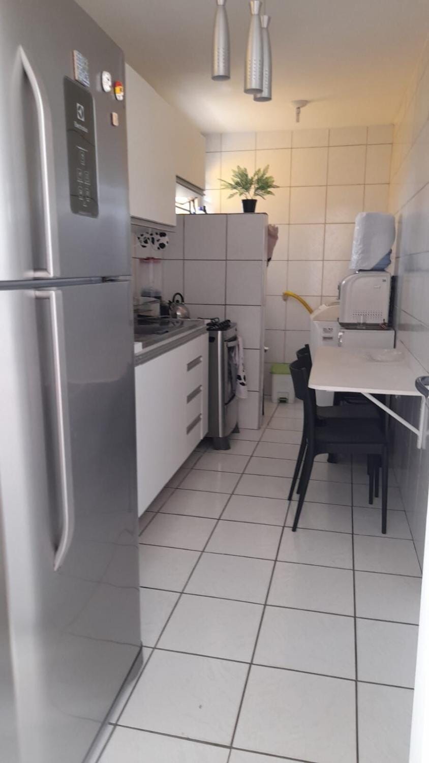Kitchen or kitchenette, Dining area, microwave, stove