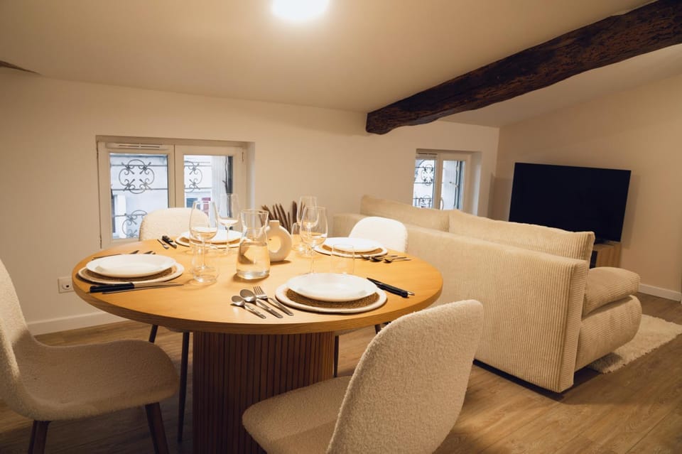 Dining area, air conditioner
