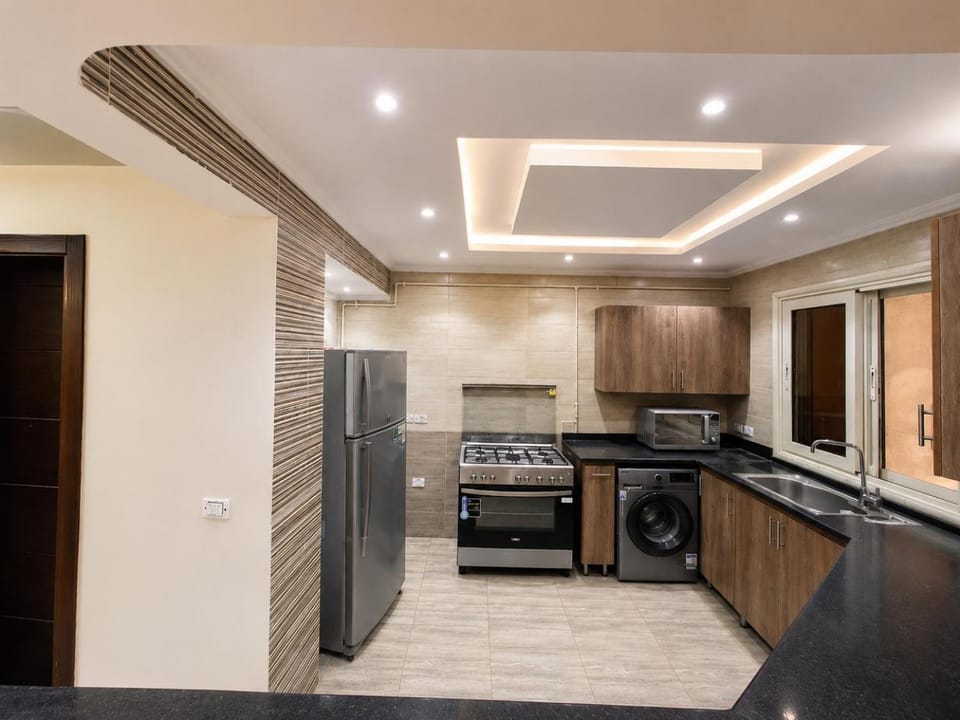 Kitchen or kitchenette, kitchen, kitchen