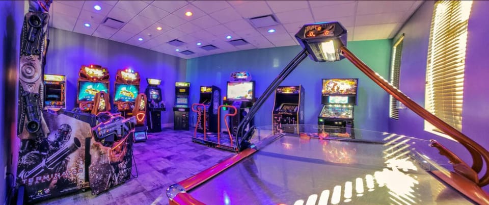 Welcome to Paradise Windsor at Westside Resort House in Four Corners