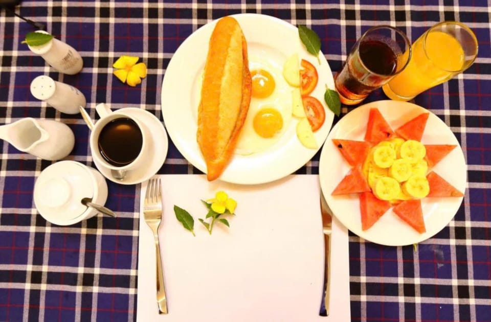 Food and drinks, Food, Breakfast, Drinks