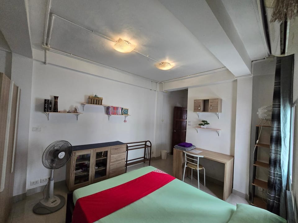 Jatujak Bangkok guesthouse R3 Vacation rental in Bangkok
