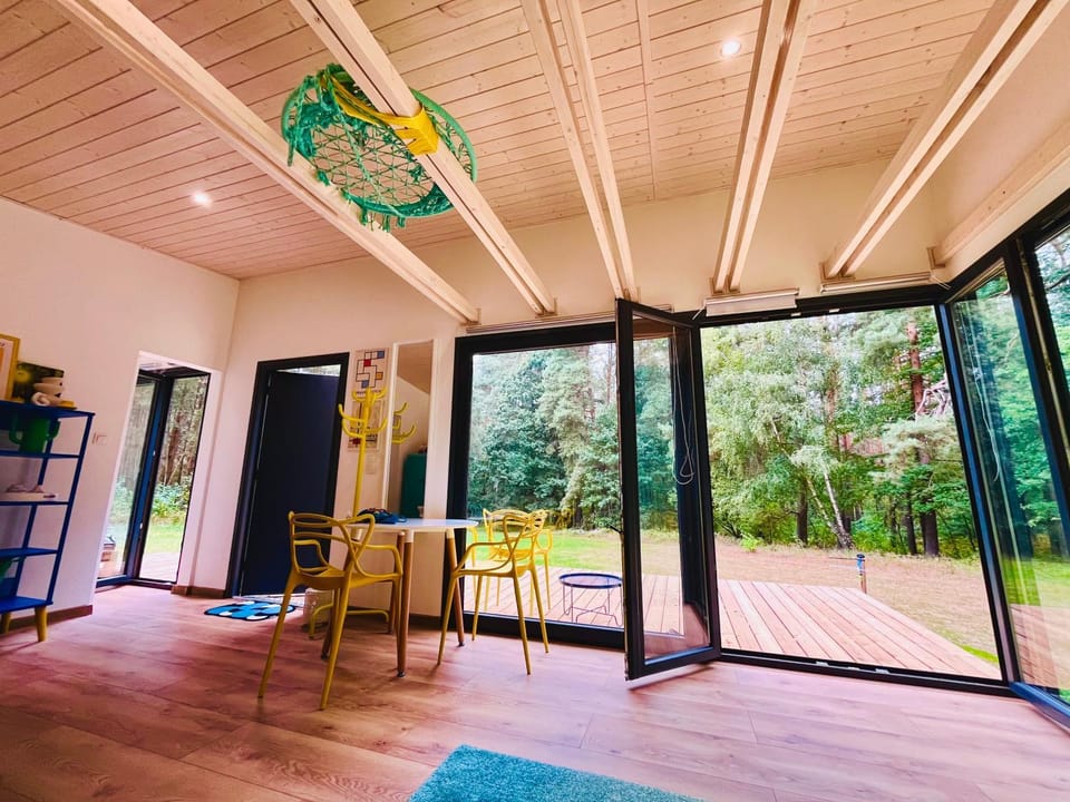 Living room, Garden view