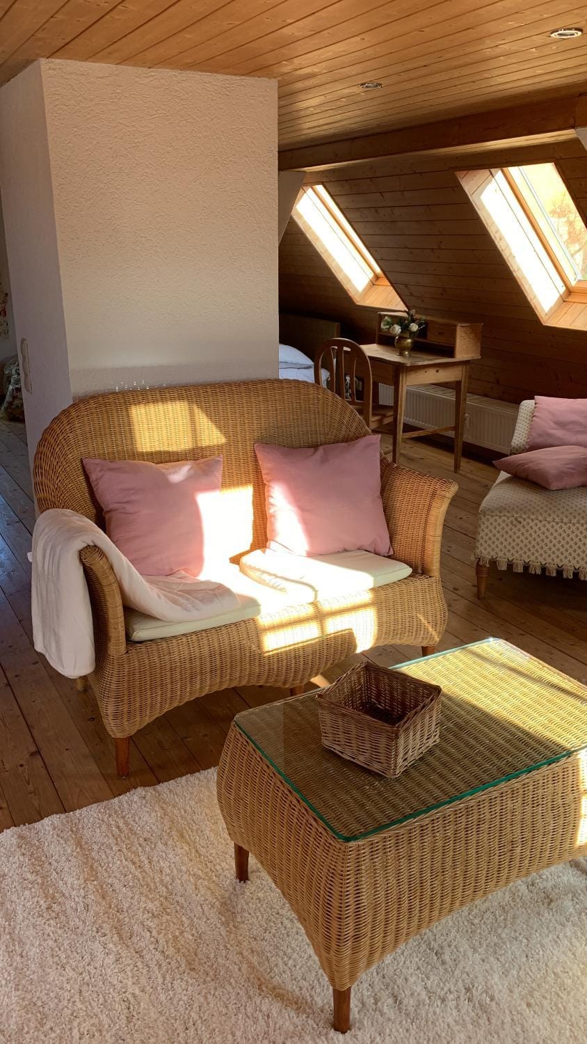 Barbarahof Ferienwohnung Pfingstrose, zweiter Stock Apartment in Friedrichshafen