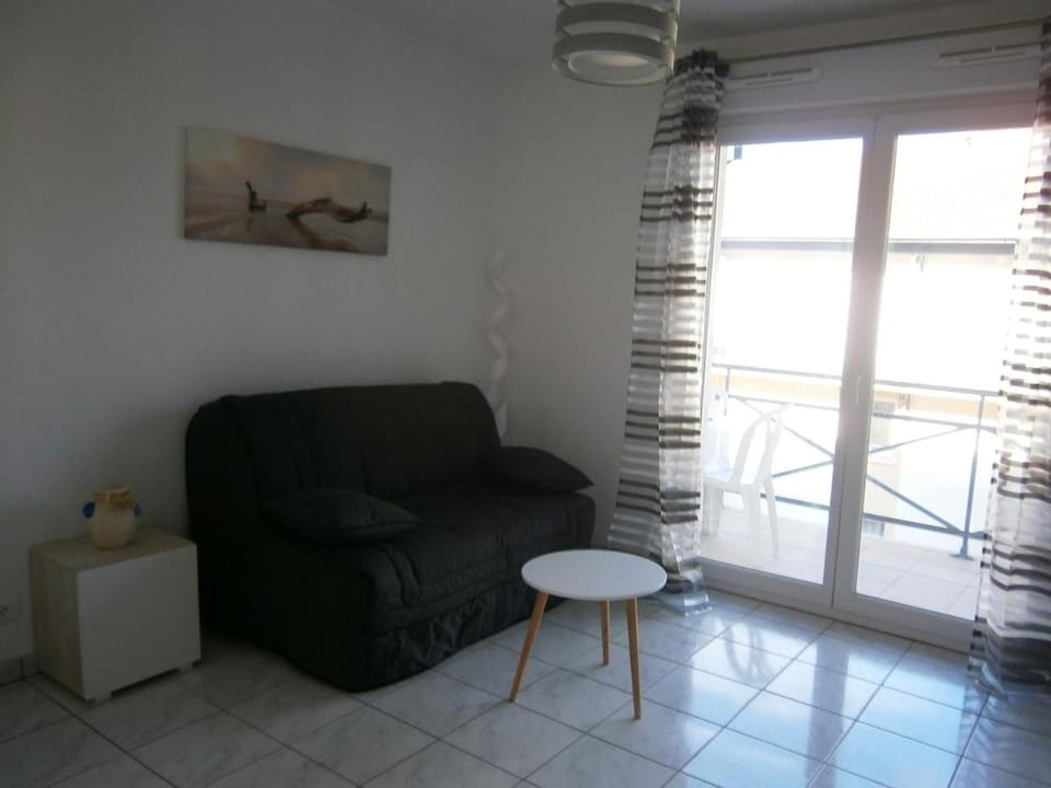 Studio à Anglet avec piscine dans résidence privée Apartment in Anglet