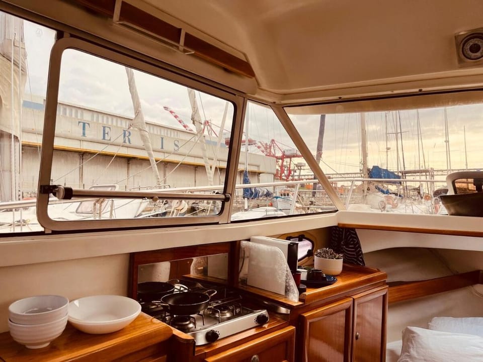Ero- A floating Escape in Lisbon Docked boat in Lisbon
