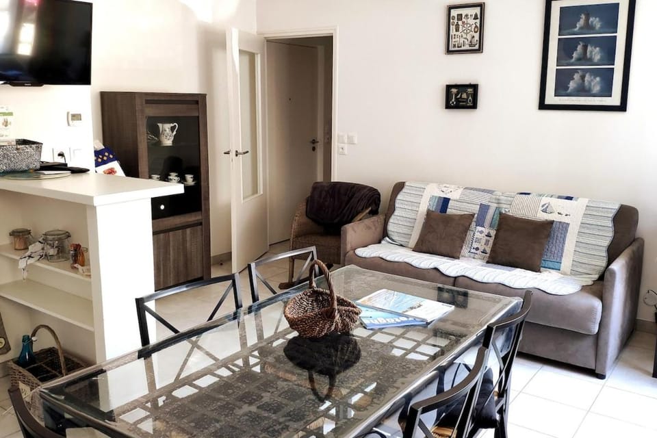 Appartement moderne au Val-André à 50m de la mer Apartment in Brittany