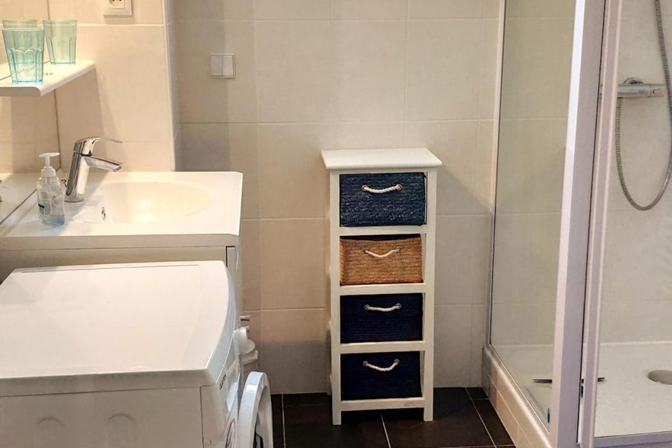Appartement moderne au Val-André à 50m de la mer Apartment in Brittany