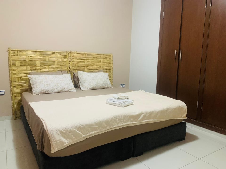Bed, Photo of the whole room, Bedroom, towels, wardrobe