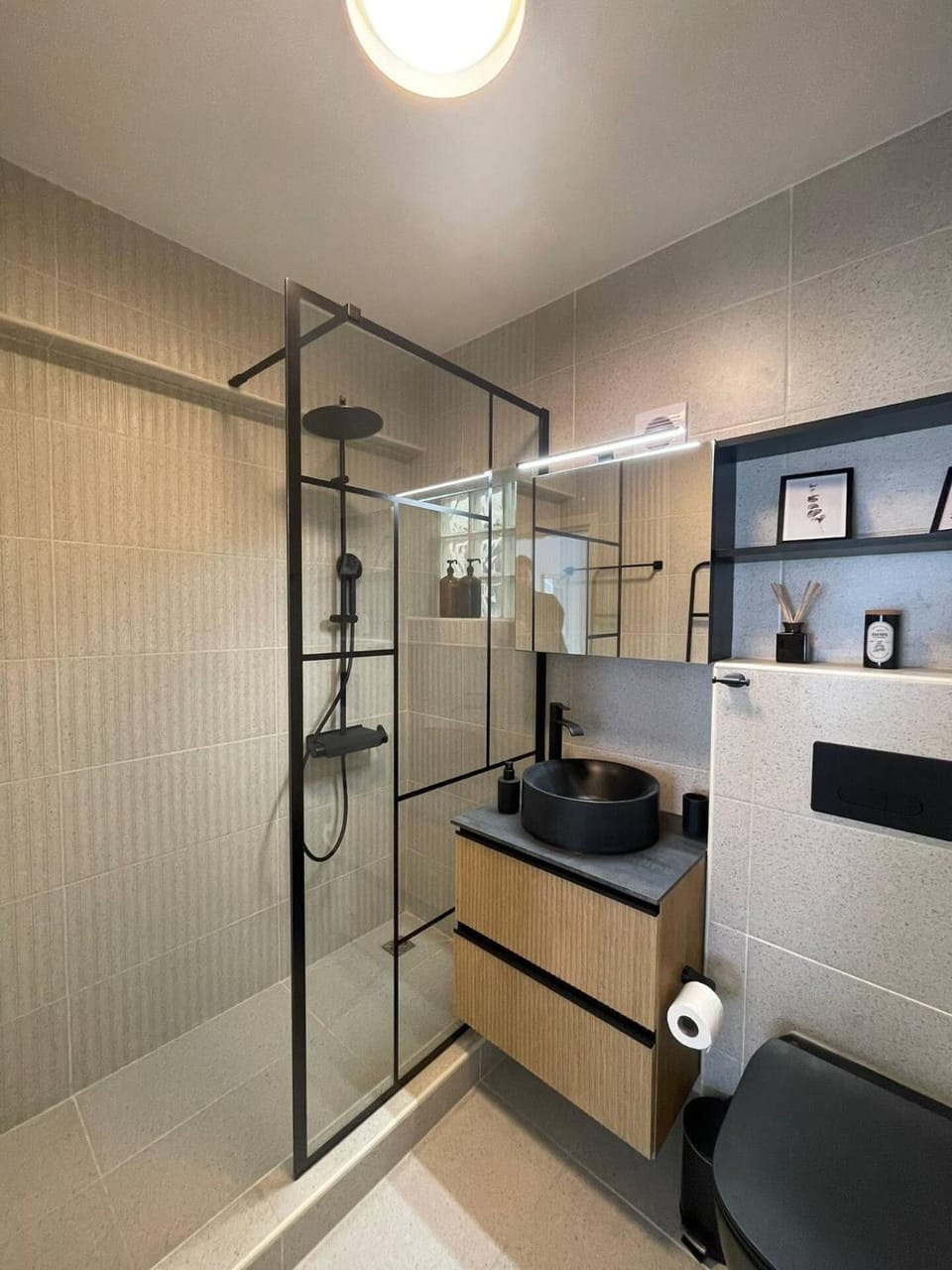 Shower, Bathroom