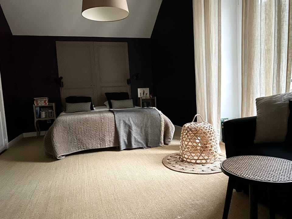 2 Chambres, spéciales 24H DU MANS Bed and Breakfast in Le Mans