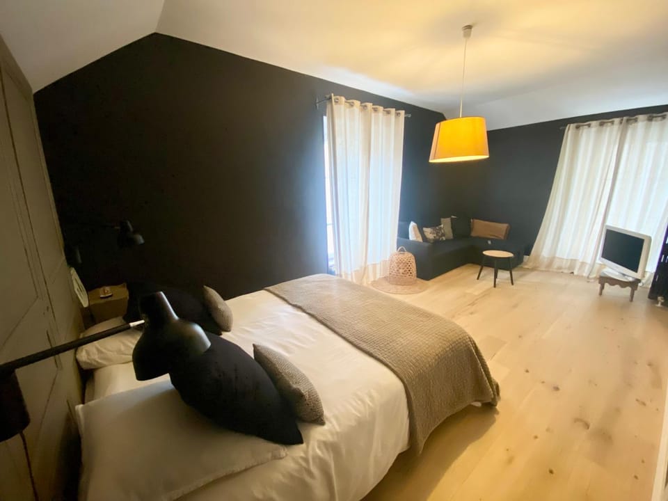 2 Chambres, spéciales 24H DU MANS Bed and Breakfast in Le Mans