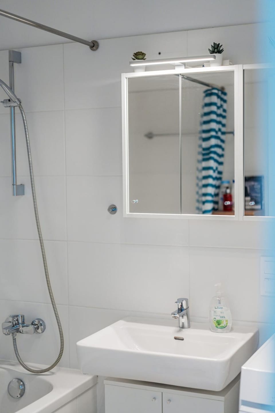 Great apartment - 2 bedrooms - with parking Apartment in Vienna
