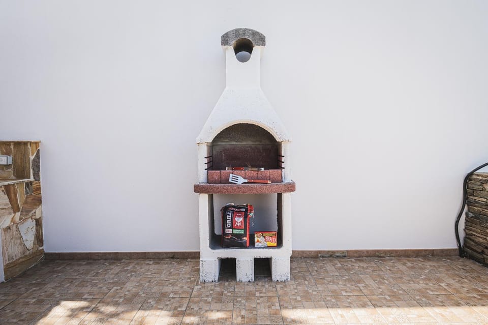 Property building, BBQ facilities