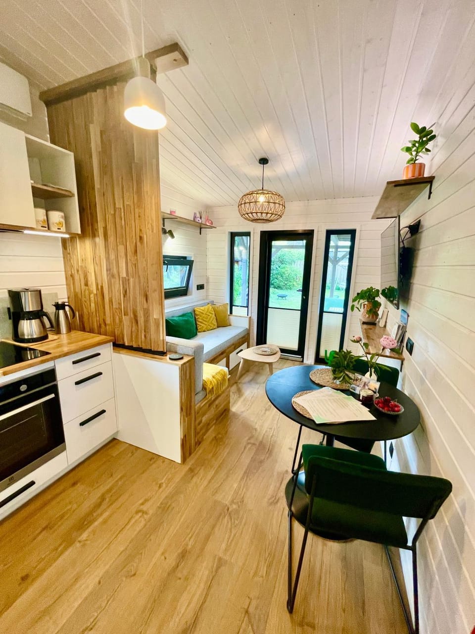 Living room, kitchen