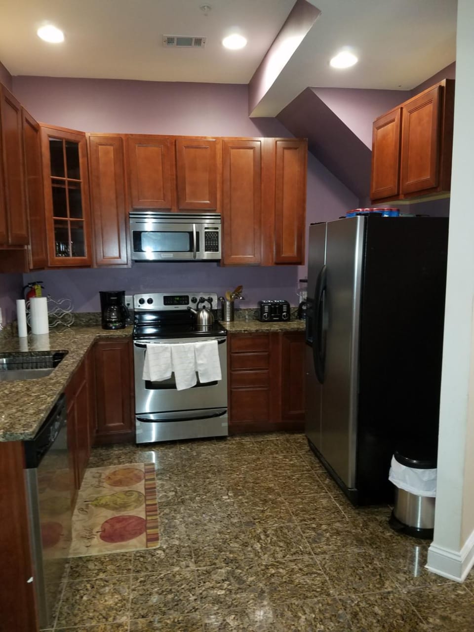 Spacious and Private 3BR, 3BA with free parking near Downtown Washington DC Apartment hotel in District of Columbia