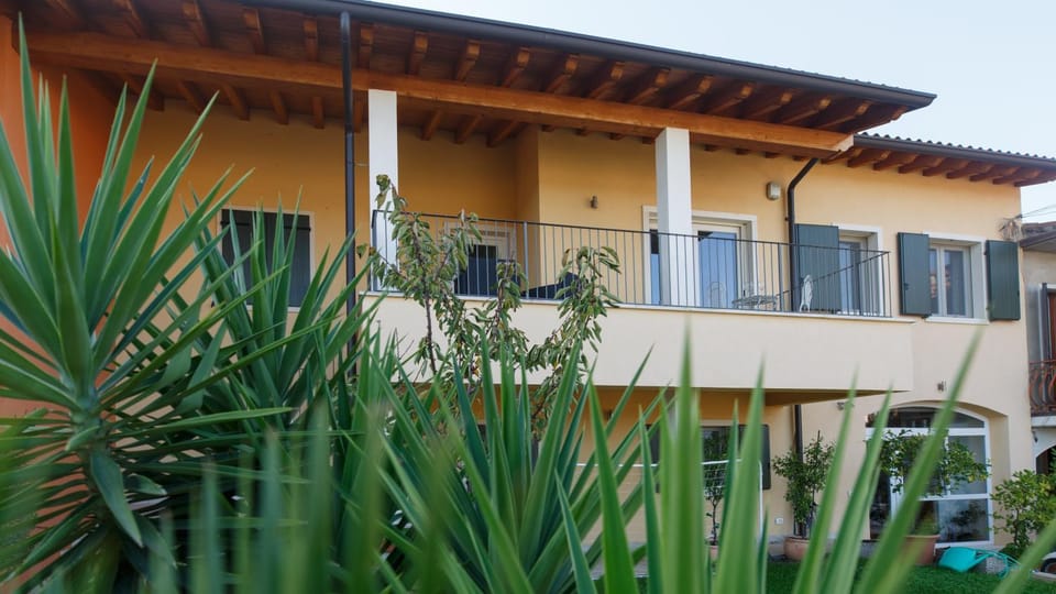 Property building, Day, Garden, View (from property/room), Balcony/Terrace, Garden view