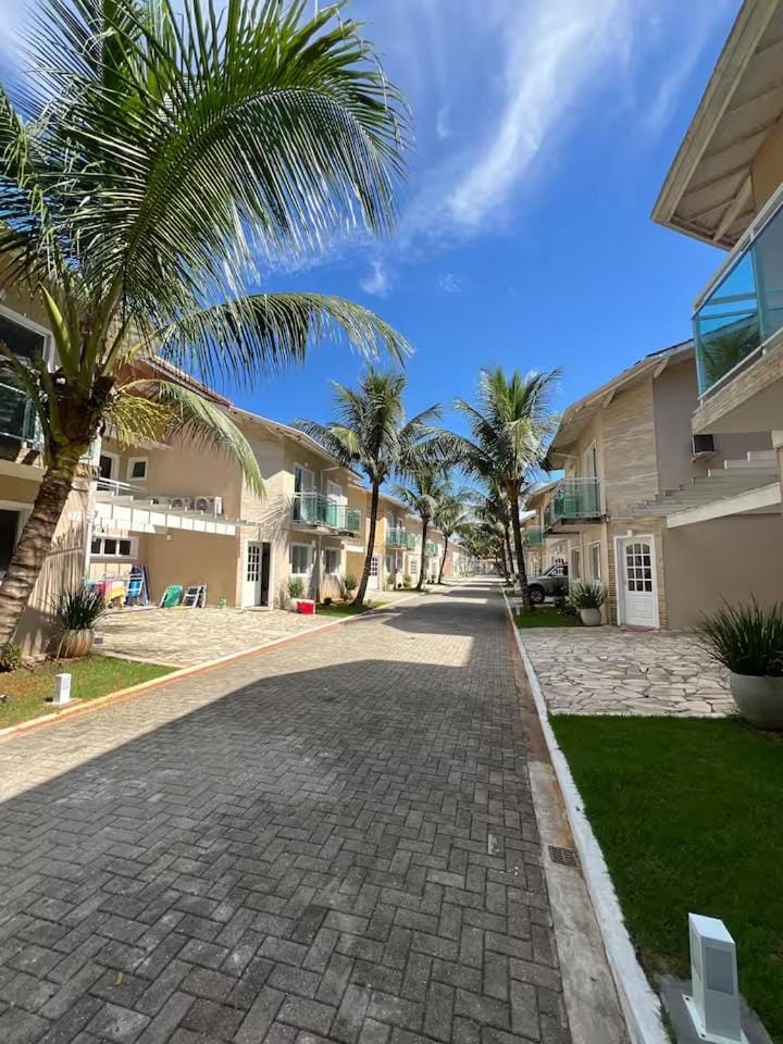 Sua casa em Maresias 1min da Praia com Piscina e Churrasqueira House in São Sebastião