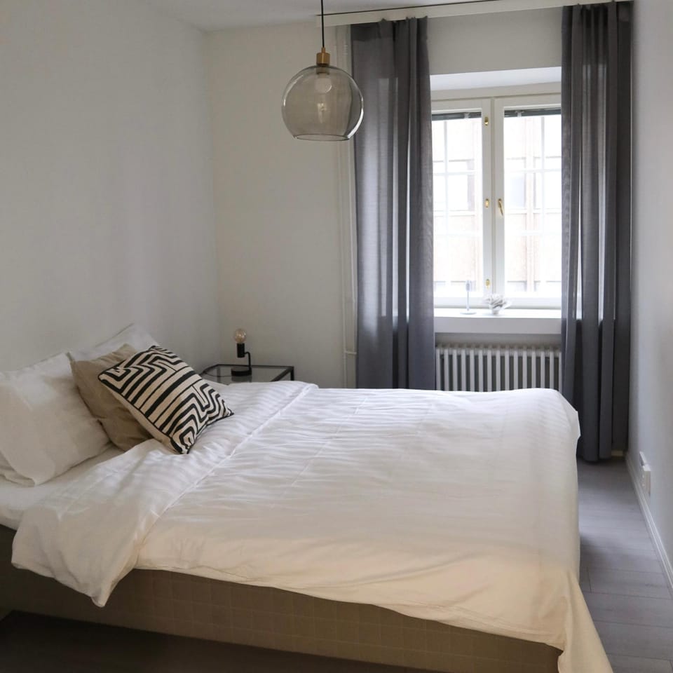 Bedroom, furniture