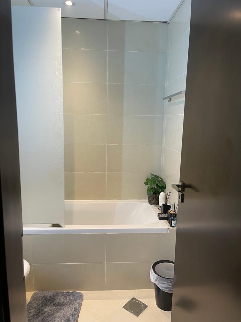 Bathroom, Bath